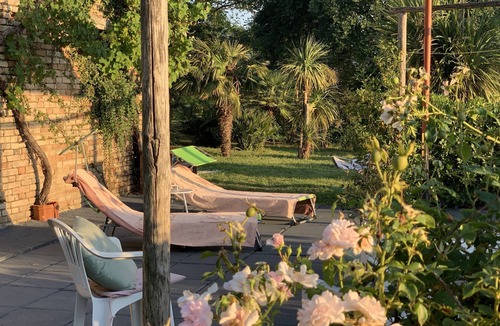 Montottone House | Romantic Farmhouse with pool and great garden, 30 minutes to the beach.