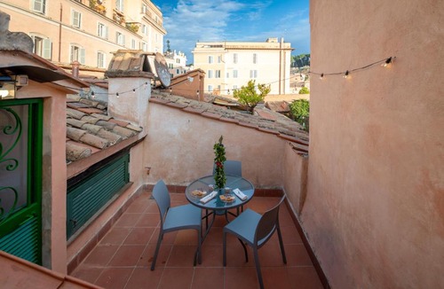 Ripa Apartment | RomAntica Bocca della Verità