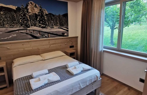 Lozzo di Cadore Bed & Breakfast | Room 'Camera 5 Suite' with Balcony and Wi-Fi