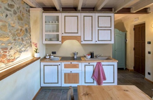 Gavi House | Room-charming Alessandria Apartment Retr