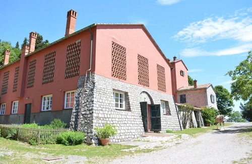 Castiglione Chiavarese Apartment | Room 'Doppia 1' with Sea View and Shared Garden