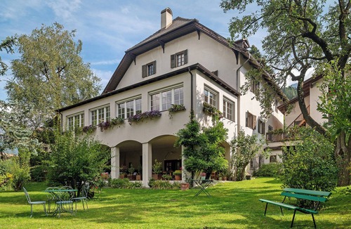 Sarntal Apartment | Room 'Hirschen Maria' with Mountain View, Shared Terrace and Wi-Fi
