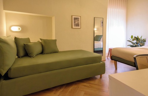Foligno House | Room in the center of Foligno with elegant furnishings and equipped with all amenities
