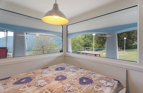 Druogno Apartment | Room 'Rosa' with Mountain View, Private Terrace and Wi-Fi