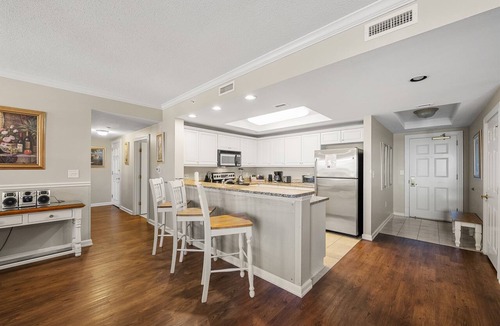 Arcadian Shores Condo | Royale Palms 1005 Oceanview Pool/Beach/4 Bunkbeds