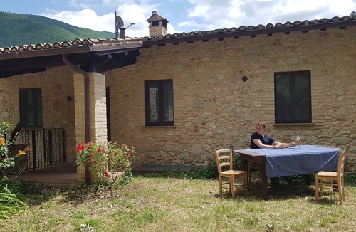 Vallo di Nera Apartment | Rural farm-stay in restored villa on working organic farm. Kid friendly!