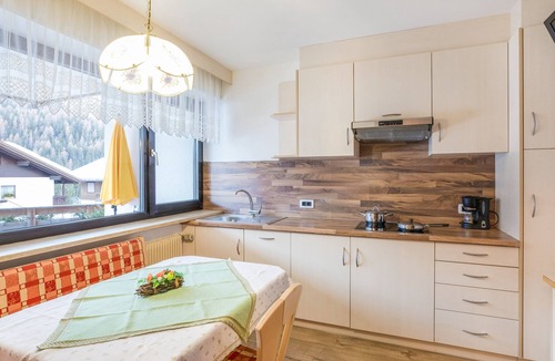 Colfosco Apartment | Rustic Apartment near Ski Areas with Wi-Fi, Garden and Terrace