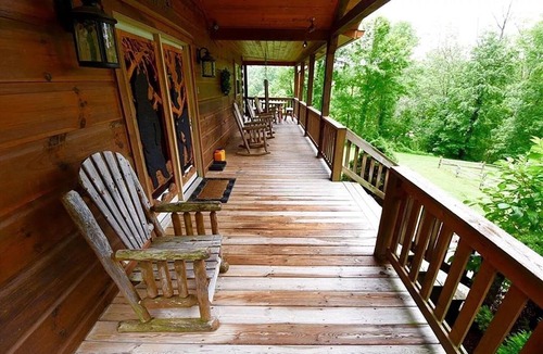Nashville Cabin | Rustic Elegance Lodge - Picturesque 6 bedroom cabin, Hot Tub, Pool Table