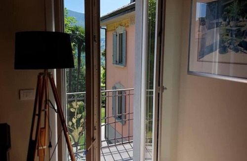 Casalzuigno Cottage | Rustico Boltini, Lago Maggiore NEW stylishly furnished quiet at the edge of the forest