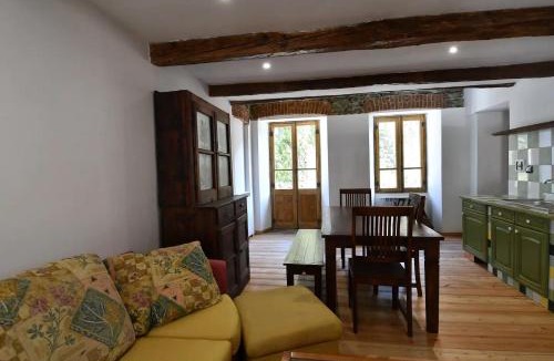 Ronco Canavese Apartment | Rustico nel Parco Nazionale