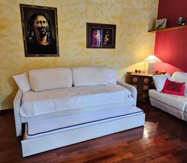 Mozzate House | Samsara Casa indipendente, con giardino privato e box