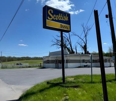 Middletown Hotel | Scottish Inns - Middletown