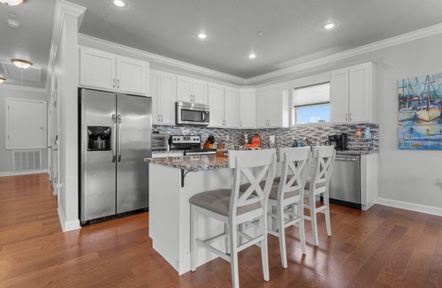 Long Beach House | Seaside Serenity: Pool, Hot tub, Grill, Games & so much more!