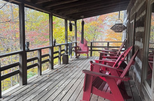 Hot Springs Cabin | Secluded 16-Acre Mountain Lodge Sleeps 12 Firepits & Mountain Views