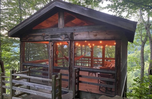 Hot Springs Cabin | Secluded 16-Acre Mountain Lodge Sleeps 12 Firepits & Mountain Views