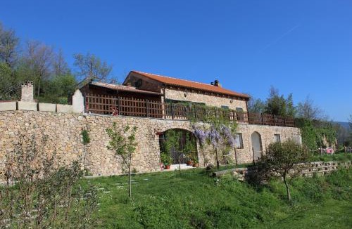 Finale Ligure Bed & Breakfast | Segni e Impronta