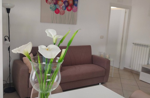 Mondragone Apartment | Serao House, apartment on the 2nd floor in the center