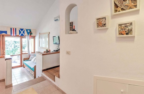 Punta Ala House | Serene Holiday Home in Punta Ala with Private Terrace