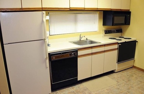 Seven Springs Condo | Seven Springs Stoneridge 3 Bedroom Standard Condo - Pet Friendly! by RedAwning