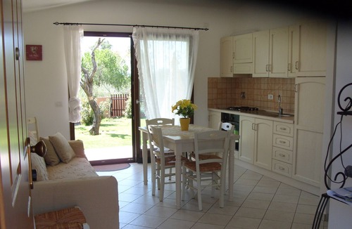 Pittulongu House | SHORT TERM LET IN SARDINIA, HOLIDAY HOME OLBIA-PITTULONGU WITHIN 5MIN FROM BEACH