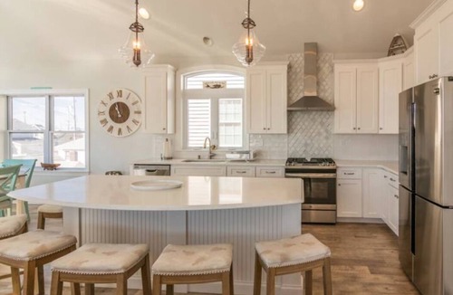 Normandy Beach House | Simply Stunning 5 Star Experience