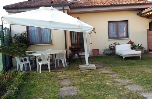 Querceta House | SINGLE HOUSE 1KM FROM FORTE DEI MARMI