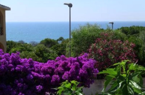 Torre del Pozzo House | Sinis - House with garden on the sea with beautiful sea view
