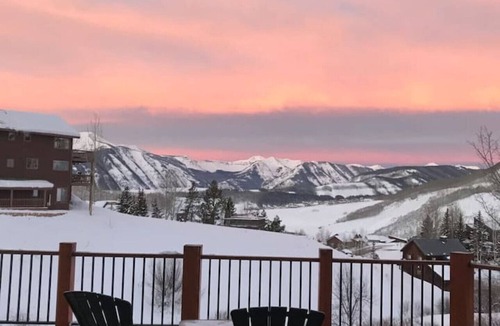 Mount Crested Butte House | Sleeps 14, 3 bedroom home, large private deck, on