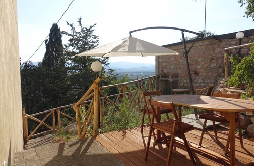 Bovara House | Small villa overlooking the Umbrian Valley # 2
