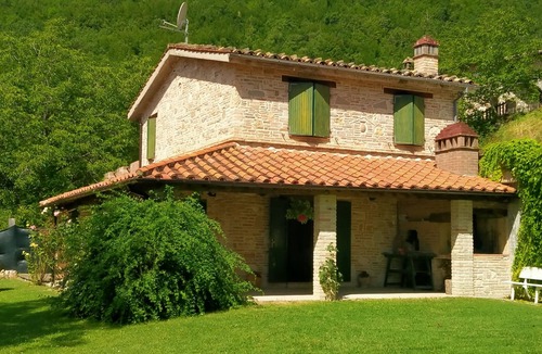 Amandola House | Small villa nestled in the Sibillini National Park