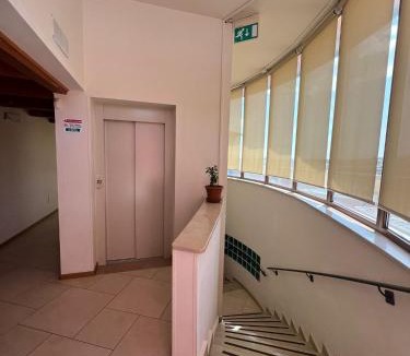 San Giovanni Rotondo House | Solaria House appartamenti con cucina a 200 MT dalla Basilica di Padre Pio e 600 MT dall'ospedale Casa Sollievo della Sofferenza