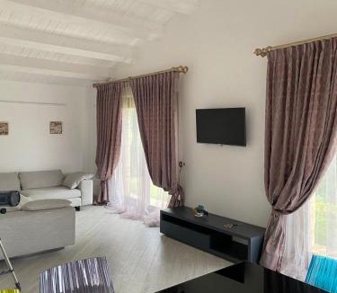 Moresco Villa | Sole
