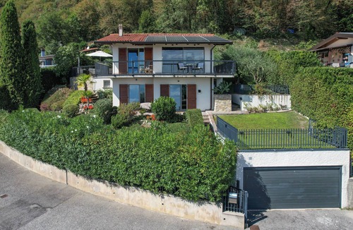 Villanuova sul Clisi Villa | Soothing villa with with private pool, seasonally heated; pet friendly