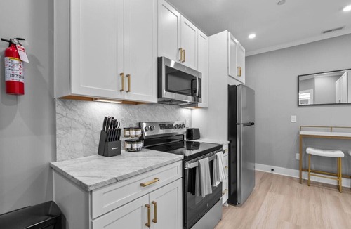 Trinidad Hotel | Sophisticated 4BR/3BA ResidenceOnFloridaAve+Parkng