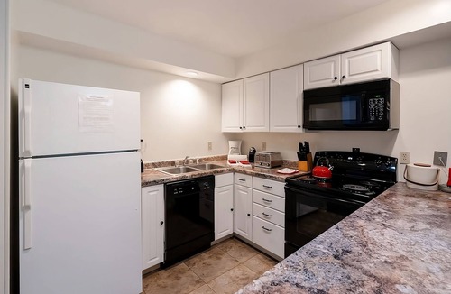 French Lick Villa | Spacious 1 BDR Suite | Kitchen | Indoor Pool | Free Parking | Near Golf Courses