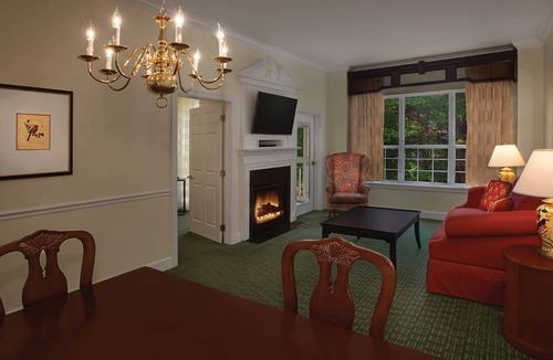 Berkeley Resort | Spacious 2BR Villa at Marriott's Manor Club – Full Kitchen + Golf Resort Setting