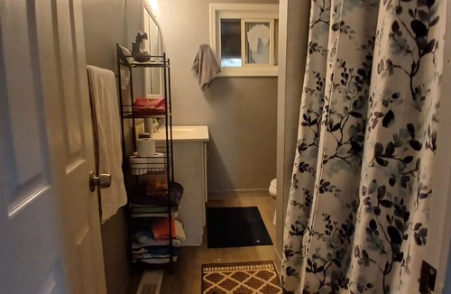 Franklin Apartment | Spacious 3-bedroom apartment in Franklin close to Crystal Springs