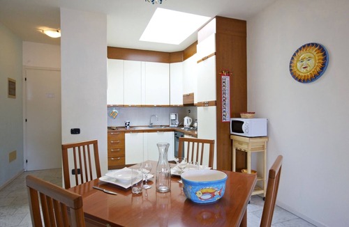 Ghiffa Apartment | Spacious 3-room apartment with dream lake view & private beach right on the lake