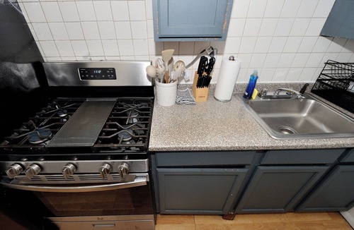 Rose Hill Apartment | Spacious 4-BDS apt in Gramercy with AC, WiFi. Perfect for couples or families!