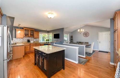 Fairfield House | Spacious 4BR Ranch w Hot Tub in Quiet Neighborhood