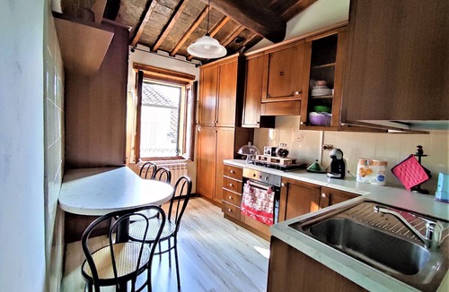 San Quirico d'Orcia Apartment | Spacious apartment in the historic center!