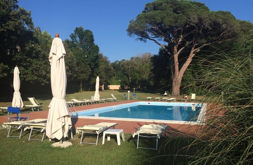 Livorno Apartment | Spacious apartment in ancient Villa w/exclusive terrace, park and seasonal pool