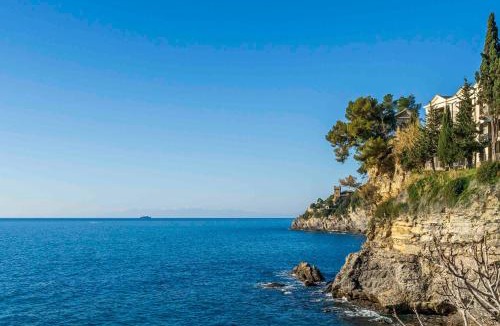 Sori Apartment | Spacious Apartment in Sori with Large Terrace