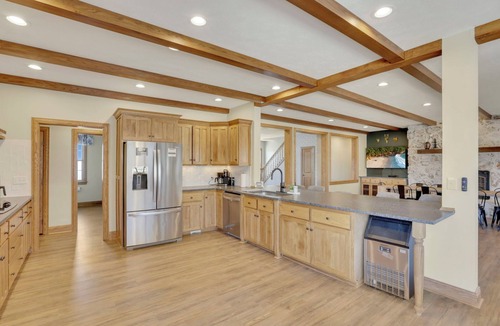 Logan House | Spacious Getaway for 22 w/Pool, Hot Tub & Huge Game Room – Perfect for Groups!