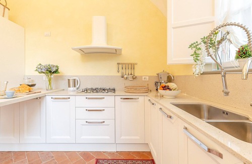 Lucca Historical Center Apartment | Spacious Ground Floor Apartment with Private Garden Inside the Walls of Lucca