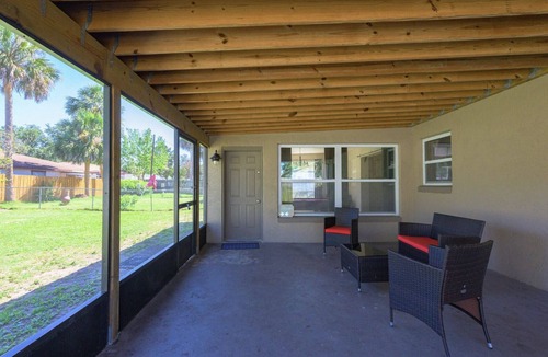 South Daytona House | Spacious home with Pool Table 10 minutes from Beaches and Speedway