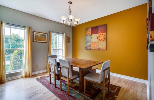 Lewis Center House | Spacious Lewis Center Home w/Yard & Gas Grill!