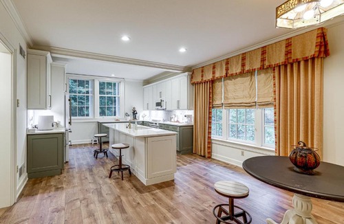 Rossville House | Spacious Mechanicsburg Home: Ski, Hike & Celebrate
