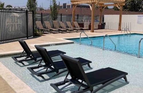 Nashville Apartment | Spacious Modern Studio Near Gulch and Music Row