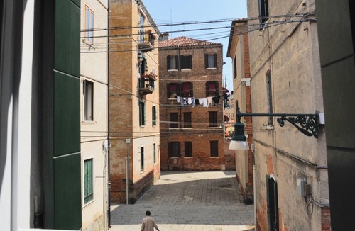 Castello Apartment | Spacious two-bedroom, two-bathroom apartment in old town, Biennale area